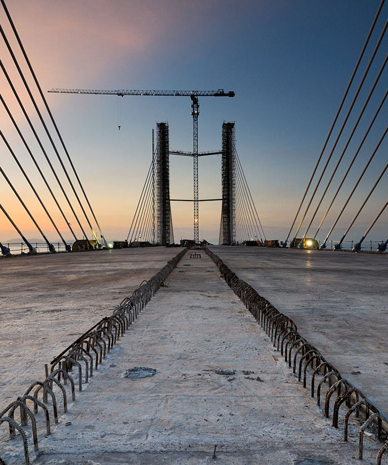 Franco Infrastructure | Alquiler de maquinaria y transporte.